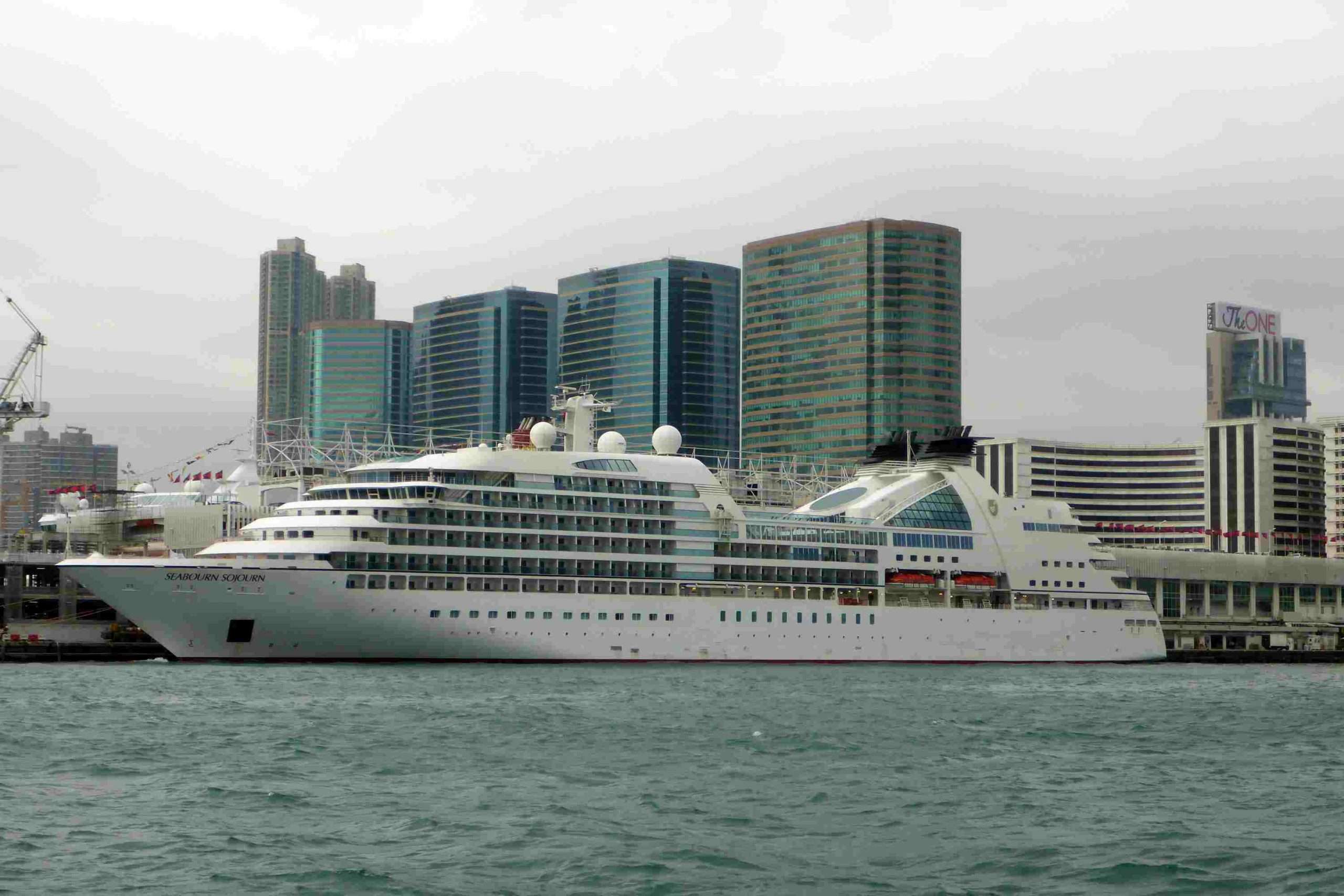 Seabourn Sojourn Cruise Ship Profile and Photo Tour