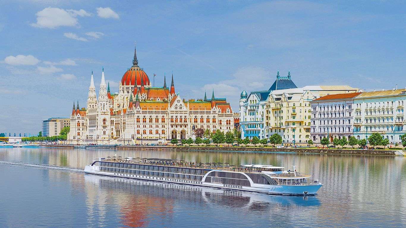 The Romantic Danube River Cruise: A Day by Day Tour Guide ...