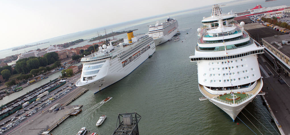 Venice Cruise Port Venezia Terminal Passegeri/Porto ...