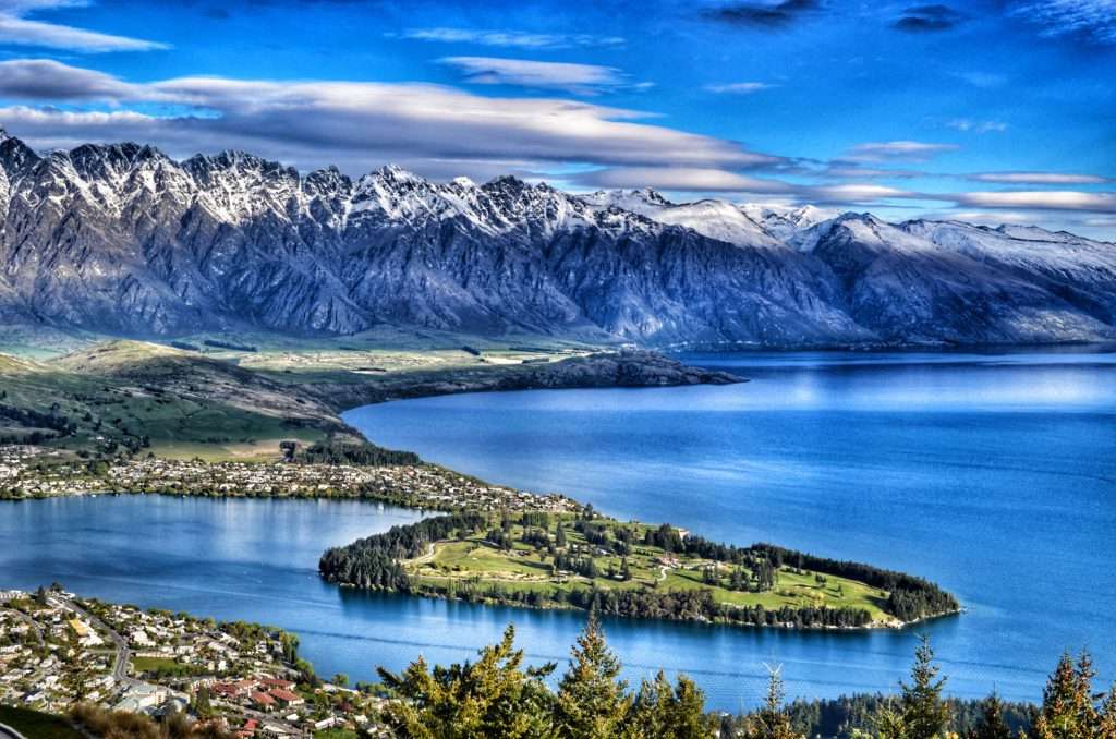 What is the best time to travel New Zealand?