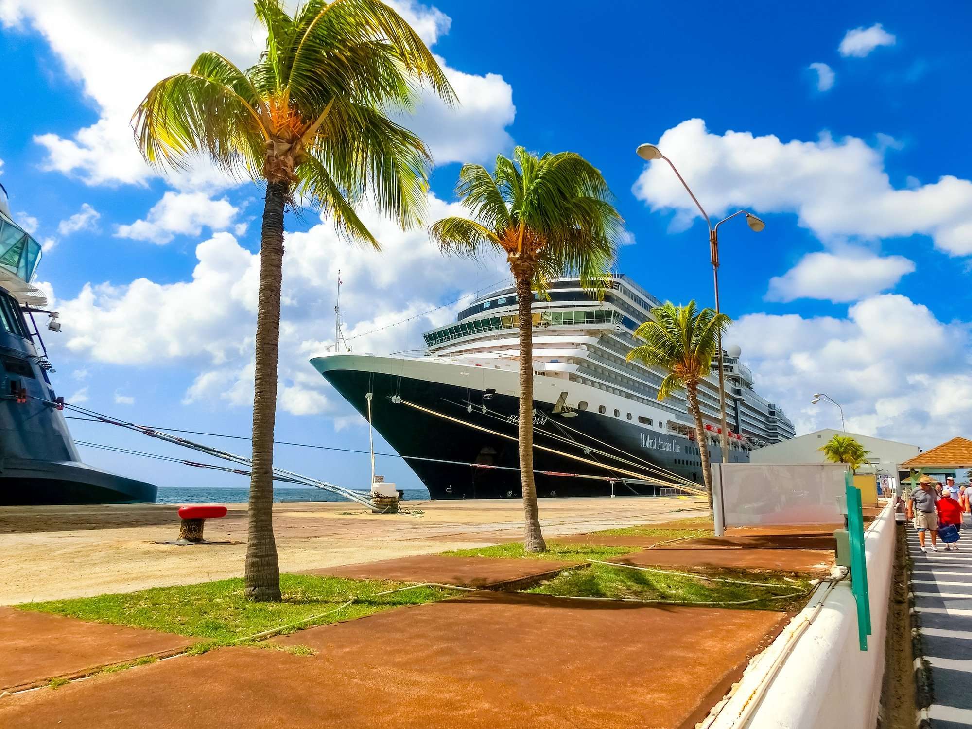 Where Does Royal Caribbean Dock In Aruba